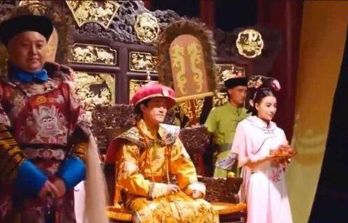 选秀成宫女吃瓜,宫女们的宫廷生存指南