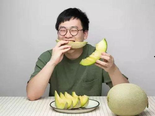 怎么吃瓜还很甜,揭秘如何品尝到甜蜜多汁的瓜果美味